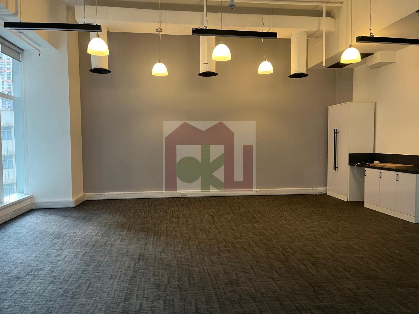 The Hennessy building or unit photo